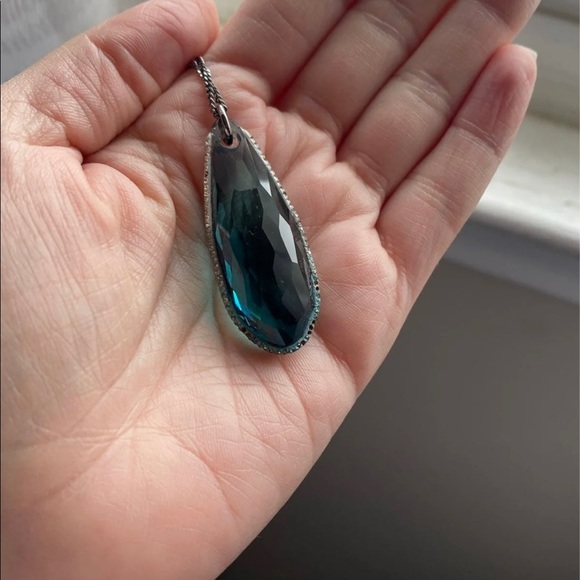 - Rare Swarovski Crystal Necklace  💎 - Picture 3 of 6